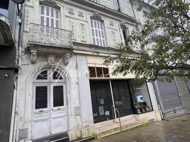 Immeuble 10 pièces Châtellerault 86