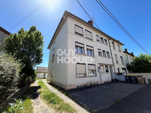 Immeuble 12 pièce s 258 m2 Garages et stationnement. 258m² Albi