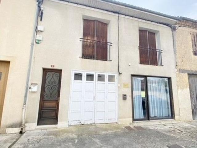 Immeuble 145m ² 145m² Masseube