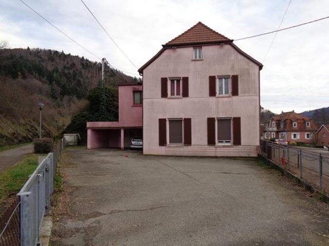 Immeuble 250m2 avec parking