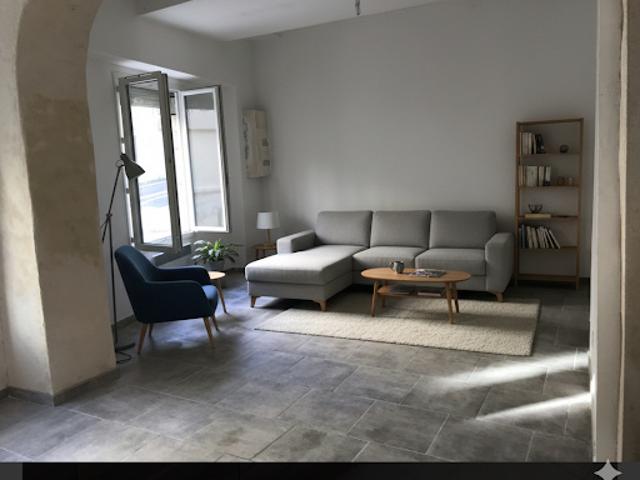 IMMEUBLE 2 Logements LOUES