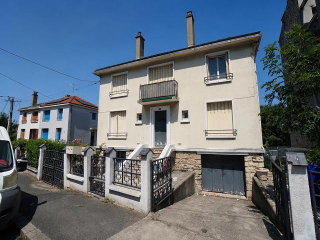 Immeuble 3 appartements 2 Box