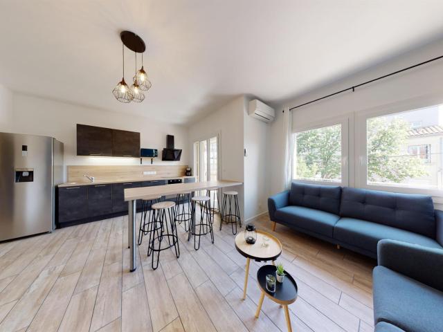 Immeuble 3 appartements proche rempart 330m² Avignon