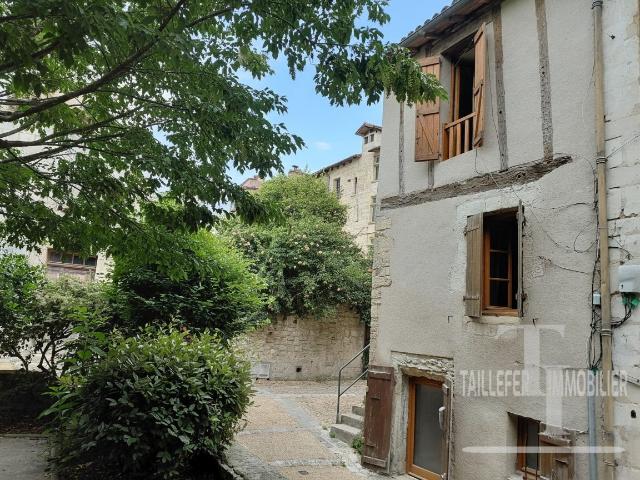 Immeuble 3 lots, Périgueux historique. 102m² Périgueux