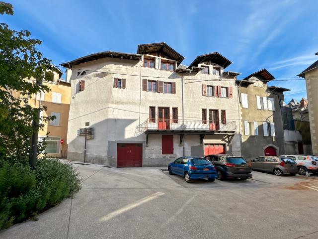 Immeuble Tulle 274.000€ 238m² Tulle