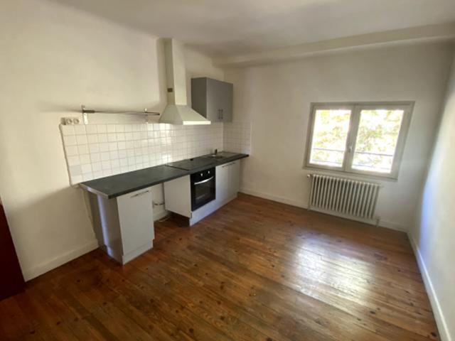 Immeuble Valreas 10 pièce s 192 m2