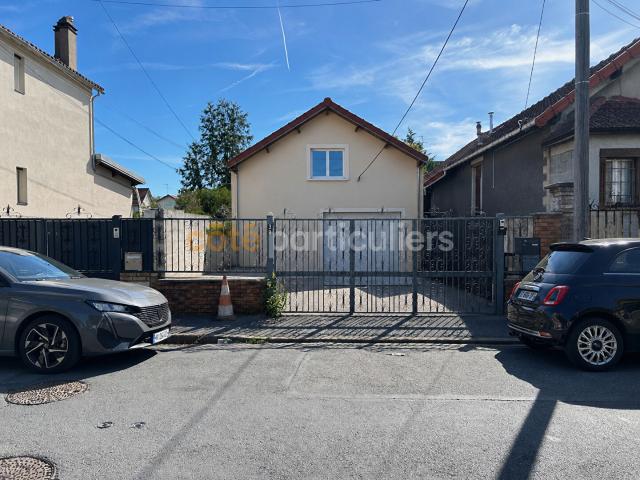 Immeuble Villeneuve Le Roi 195 m2