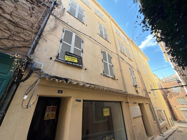 Immeuble à réhabiliter Saint Tropez 229m² Saint Tropez