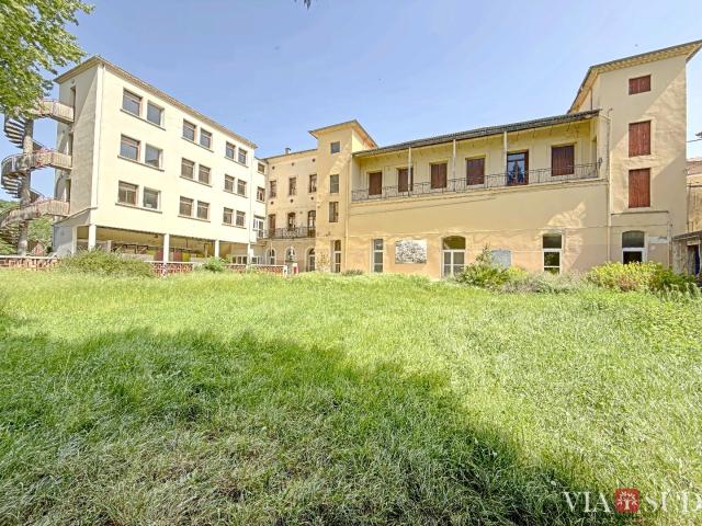 Immeuble à rénover 1261m² Bédarieux