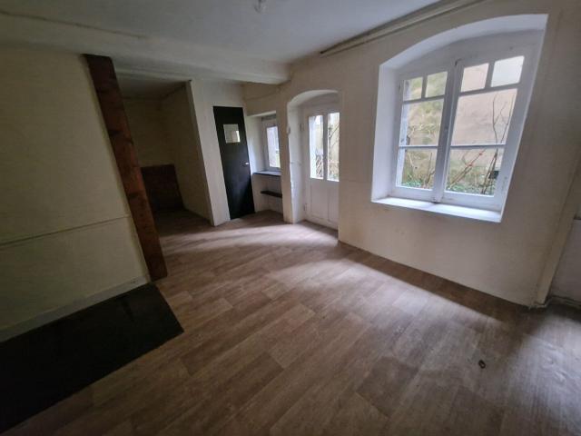Immeuble à rénover 130m² Nantua