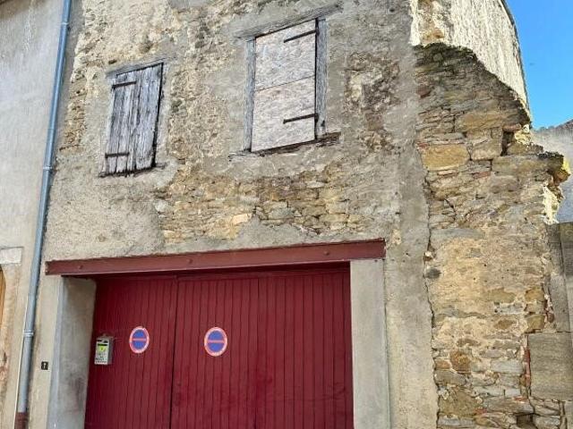 Immeuble à rénover ou pour garage 40 m² sur deux niveaux à VIL
