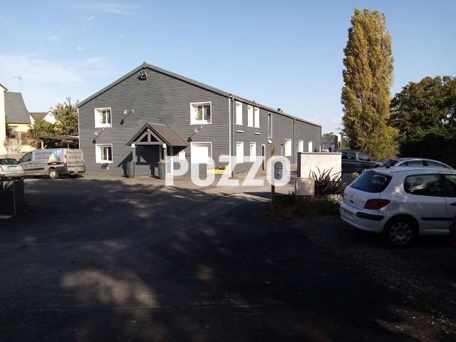 Immeuble à usage commercial et professionnel d'environ 620 m2 Yquelon