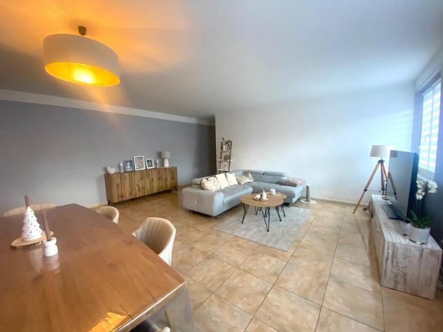 Immeuble à vendre 2 appartements T4 de 120m2 AIRE SUR L'ADOUR 40