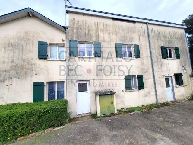 Immeuble à vendre à Marboué 28200