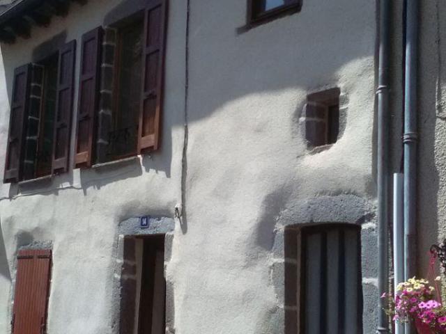 Immeuble à vendre à Mauriac 15200