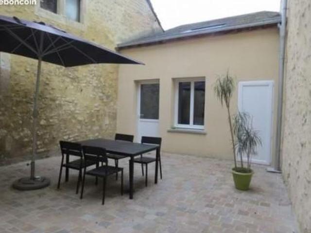 Immeuble à vendre à Noyen sur Sarthe 72430