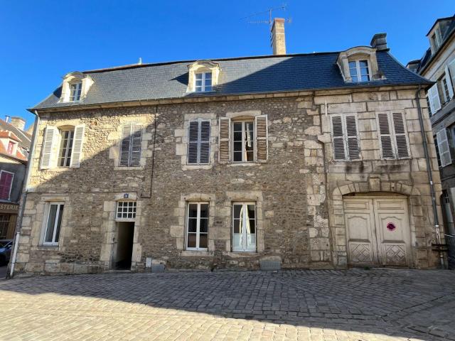 Immeuble à vendre à Avallon 89200