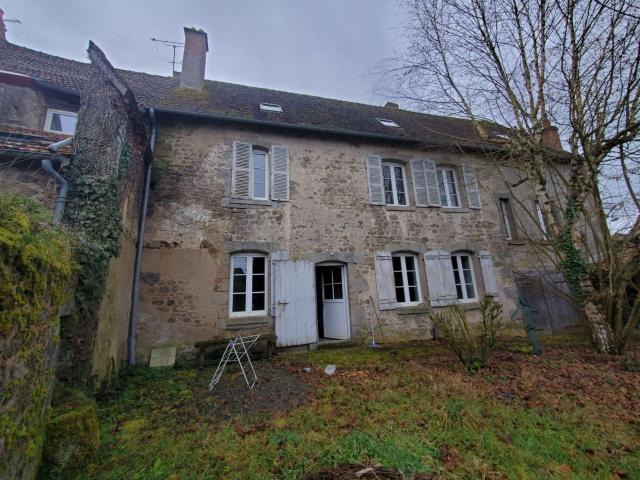 Immeuble à vendre à Ahun 23150