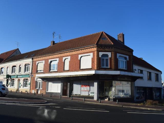Immeuble à vendre à Ardres 62610