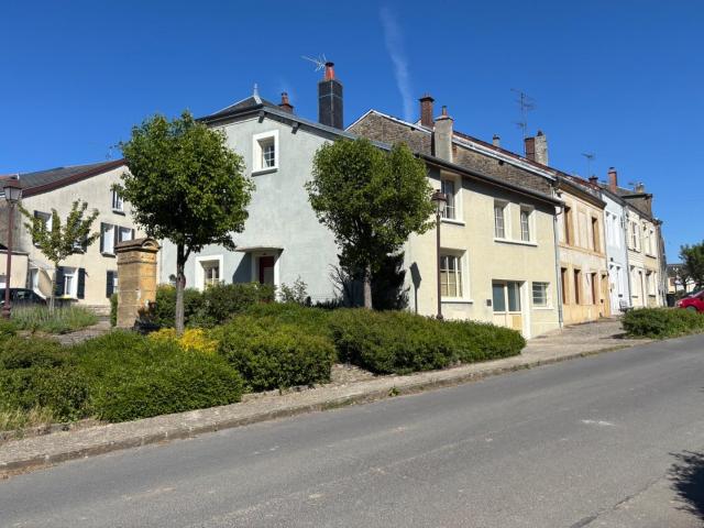 Immeuble à vendre à Bazeilles 08140