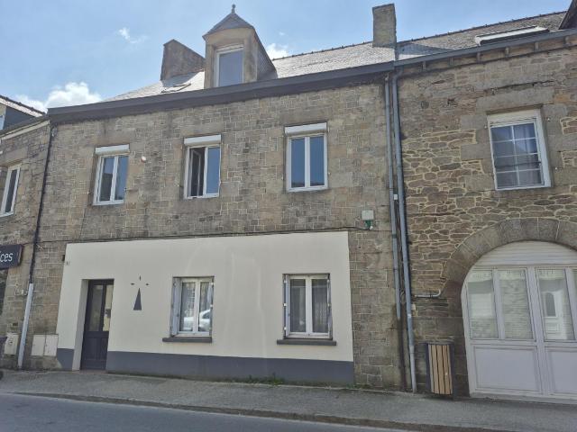 Immeuble à vendre à Broons 22250