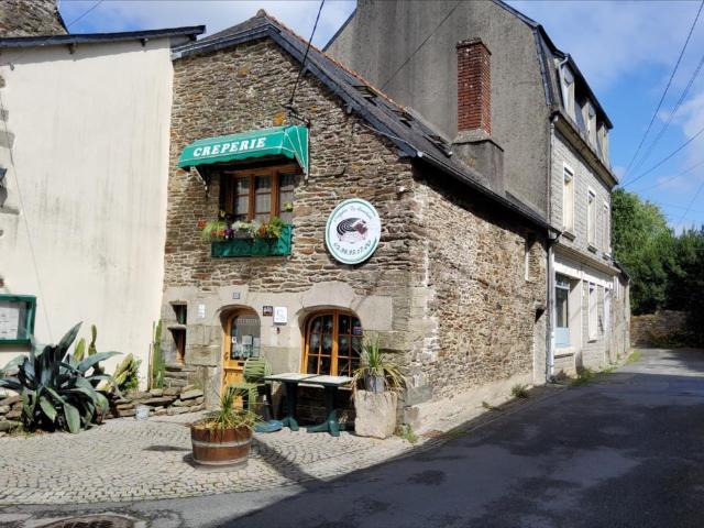 Immeuble à vendre à Carhaix Plouguer 29270