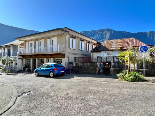 Immeuble à vendre à Cilaos 97413