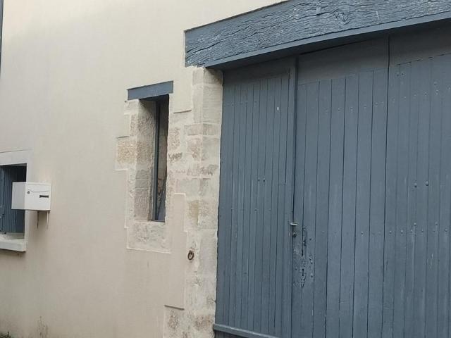 Immeuble à vendre à Dampierre sur Boutonne 17470