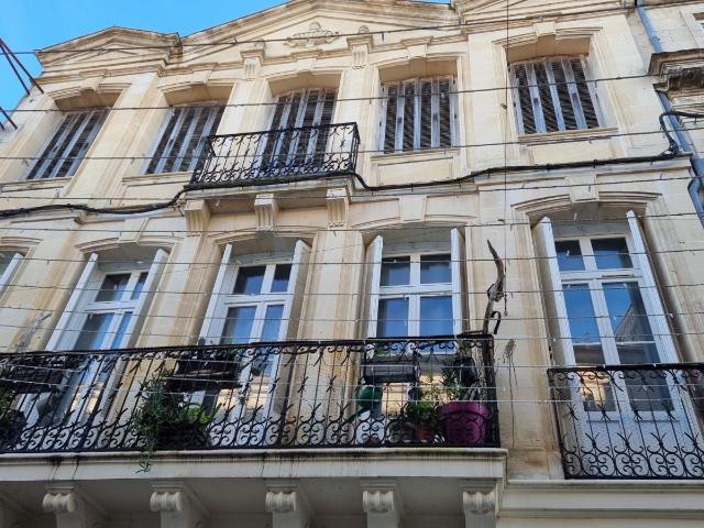 Immeuble à vendre à Jonzac 17500