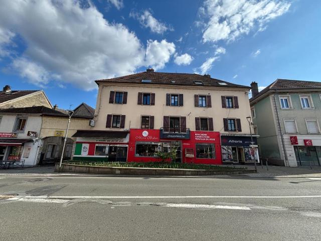 Immeuble à vendre à Pont de Roide Vermondans 25150