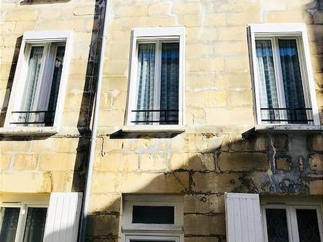 Immeuble à vendre à Rochefort 17300