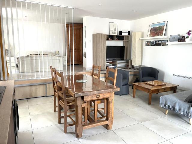 Immeuble à vendre à Saint Gengoux le National 71460