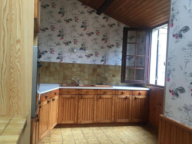 Immeuble à vendre à Saint Julien du Sault 89330