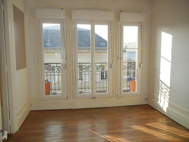 Immeuble à vendre à Soissons 02200