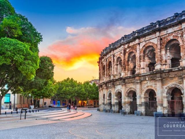 Immeuble à vendre à 450 m des Arènes de NIMES
