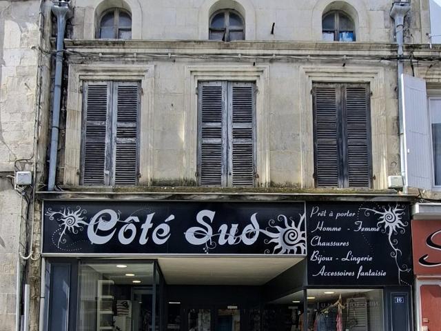 Immeuble à vendre Pons 210m² Pons
