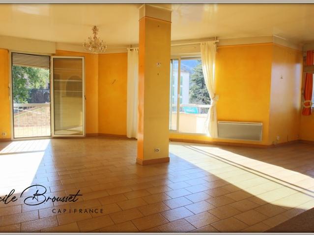 Immeuble à vendre SAINT LAURENT DE CERDANS 66