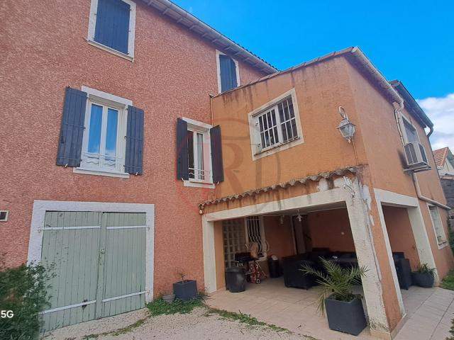 IMMEUBLE ALES 133 M2