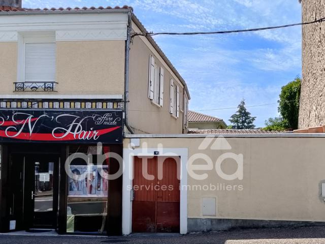 Immeuble appartement + local commercial
