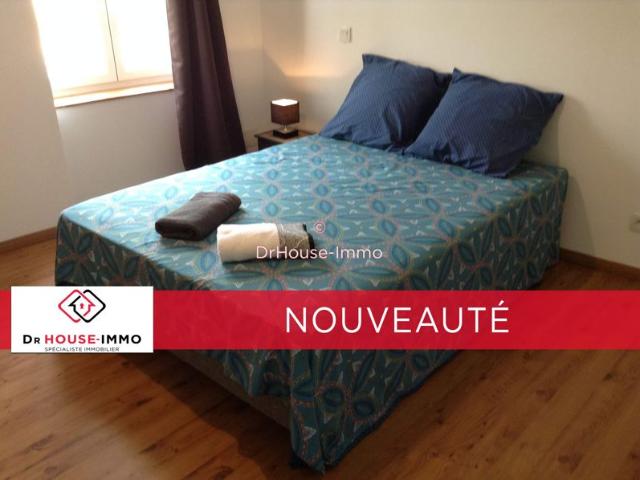 Immeuble au calme á 10 minutes de la Cité