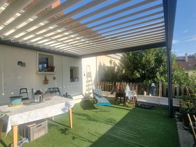 IMMEUBLE AVEC MAGASIN EN REZ DE CHAUSSE A VENDRE 160M2 169000€ PROVINS