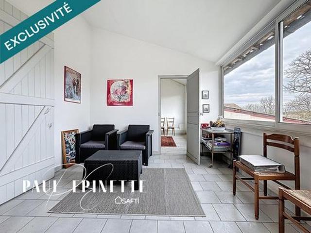 Immeuble avec jardin et annexe