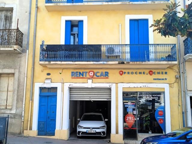 IMMEUBLE AVEC 5 T3 ET 1 LOCAL COMMERCIAL