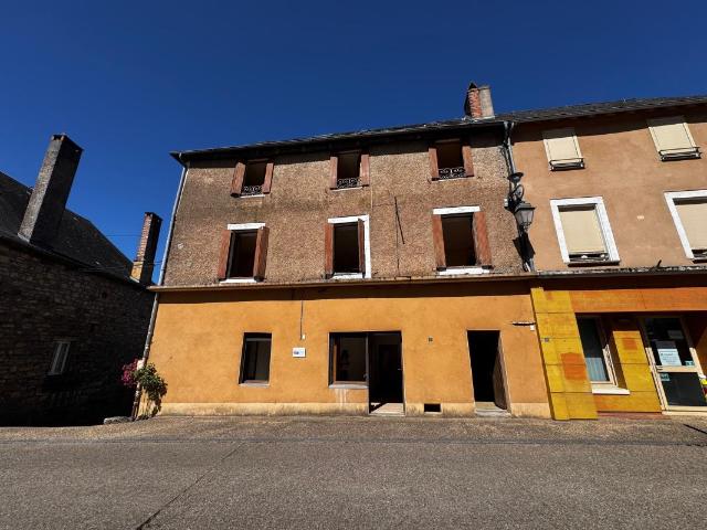 Immeuble Ayen 99.000€