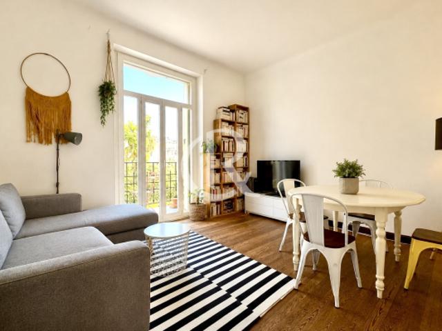 IMMEUBLE BOURGEOIS T4 TRAVERSANT