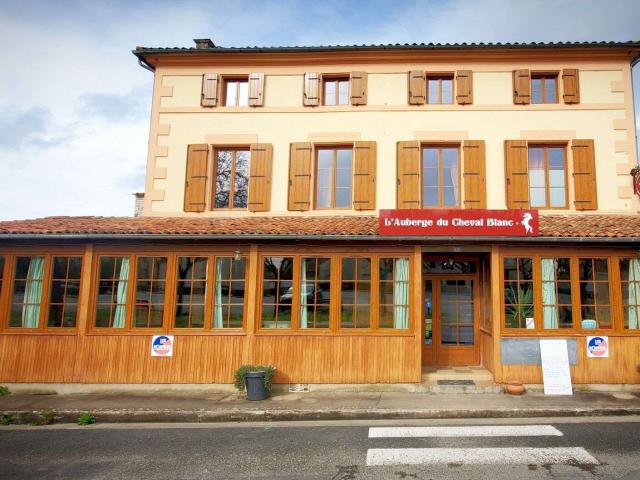 Immeuble Brioux sur Boutonne 79