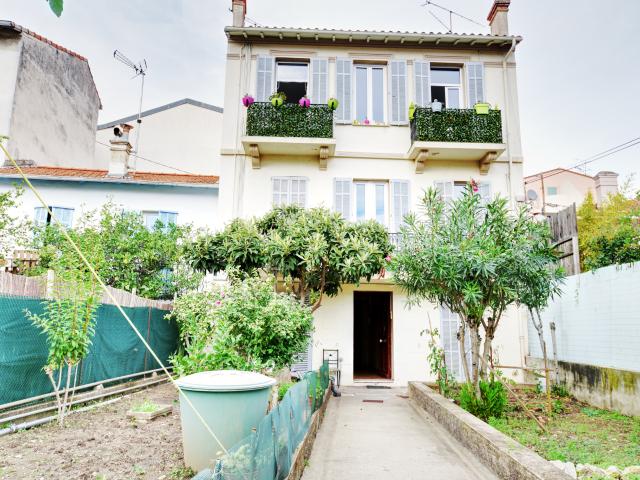 IMMEUBLE CANTRE CANNES
