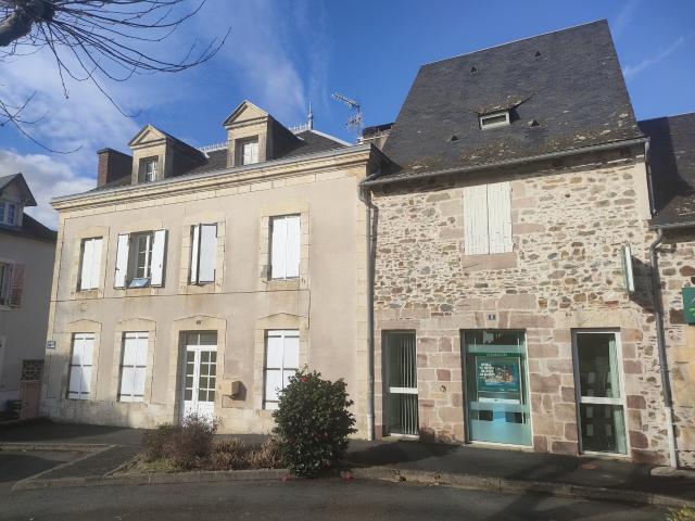 IMMEUBLE CENTRE BOURG JUILLAC