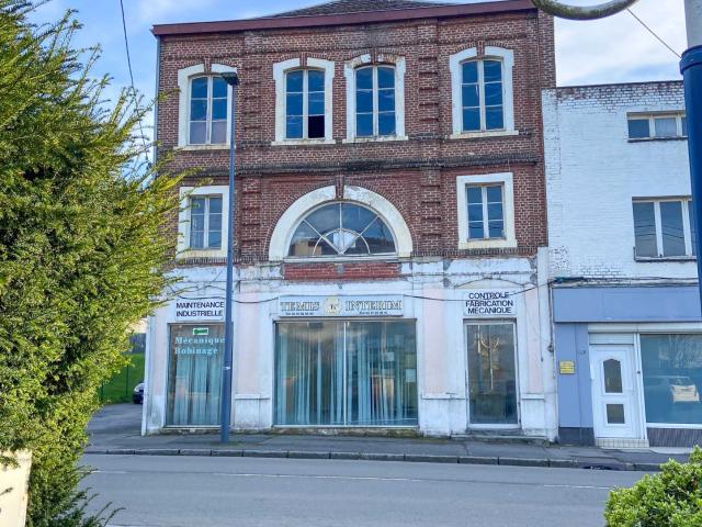 IMMEUBLE CENTRE VILLE 3 PLATEAUX