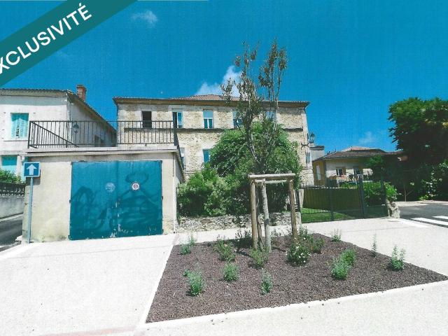 Immeuble Centre Ville Avec 5 Appertements 310m² Castelnau d'Auzan